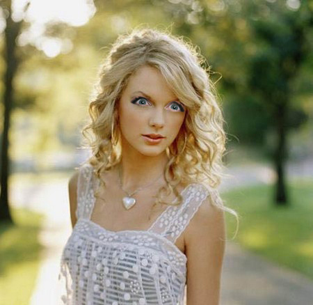 Hot Chicks With Michele Bachmann Eyes (13)
