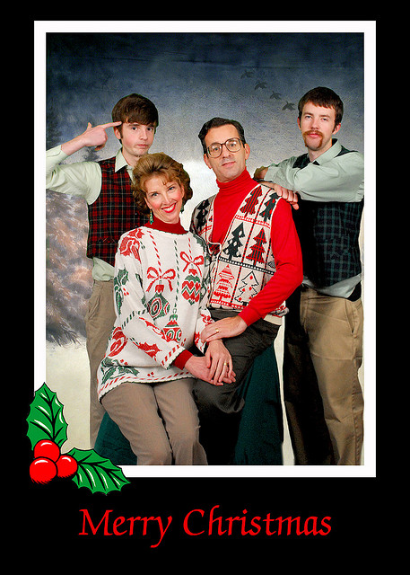 The 25 Funniest Family Christmas Portraits of All Time | Pleated Jeans