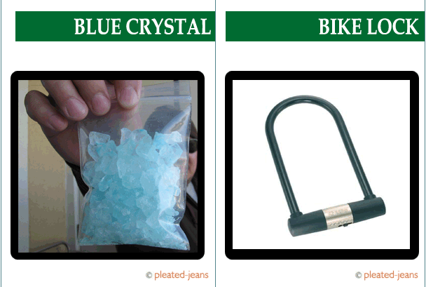 Breaking-Bad-Clue-Murder-Weapons-1