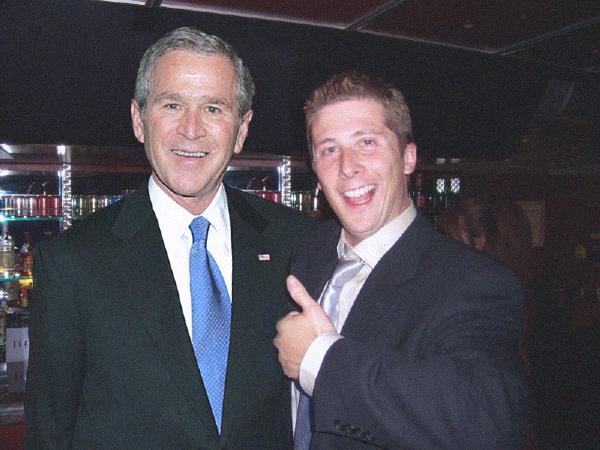 Photoshopping Celebrities Into Parties (40)