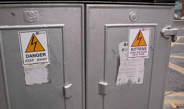 Funny Street Pranks and Signs (24)