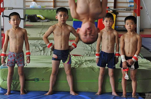 28 of the Best Photobombs of All Time | Pleated-Jeans.com