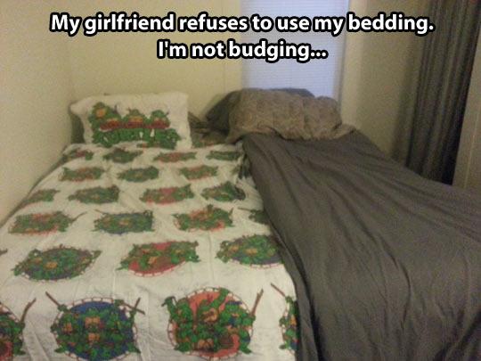 funny-TMNT-bed-sheet-girlfriend-1.jpg