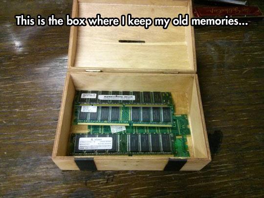 funny-RAM-box-memories-1.jpg