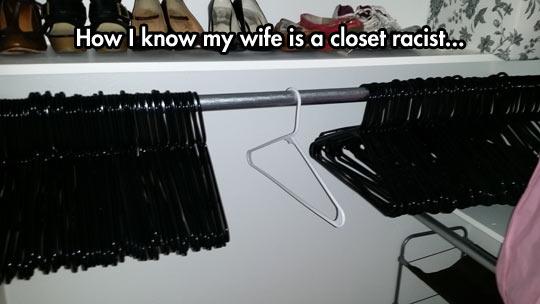 funny-cloth-hangers-closet-shoes-1.jpg