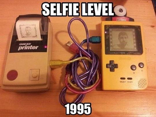 funny-Game-Boy-printer-selfie-1.jpg