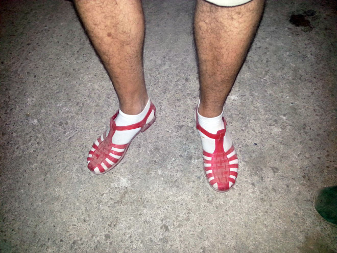 nike sandals and socks