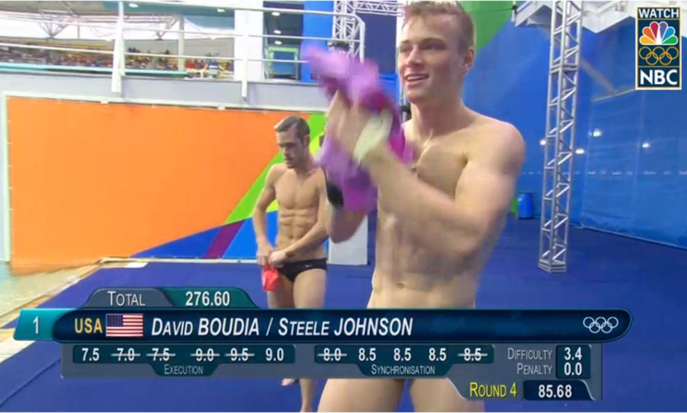 24 Olympic Divers Who Totally Look Naked Right Now 