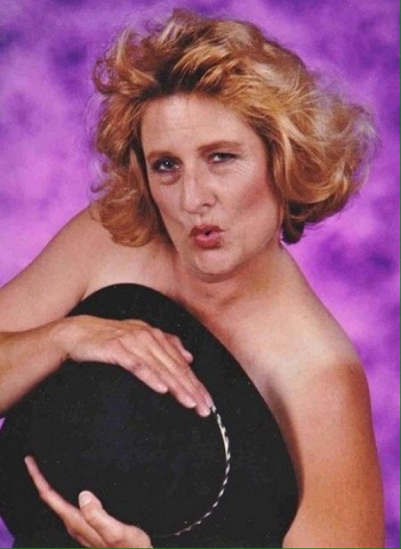 21 people who googled their name glamour shot pleated jeans